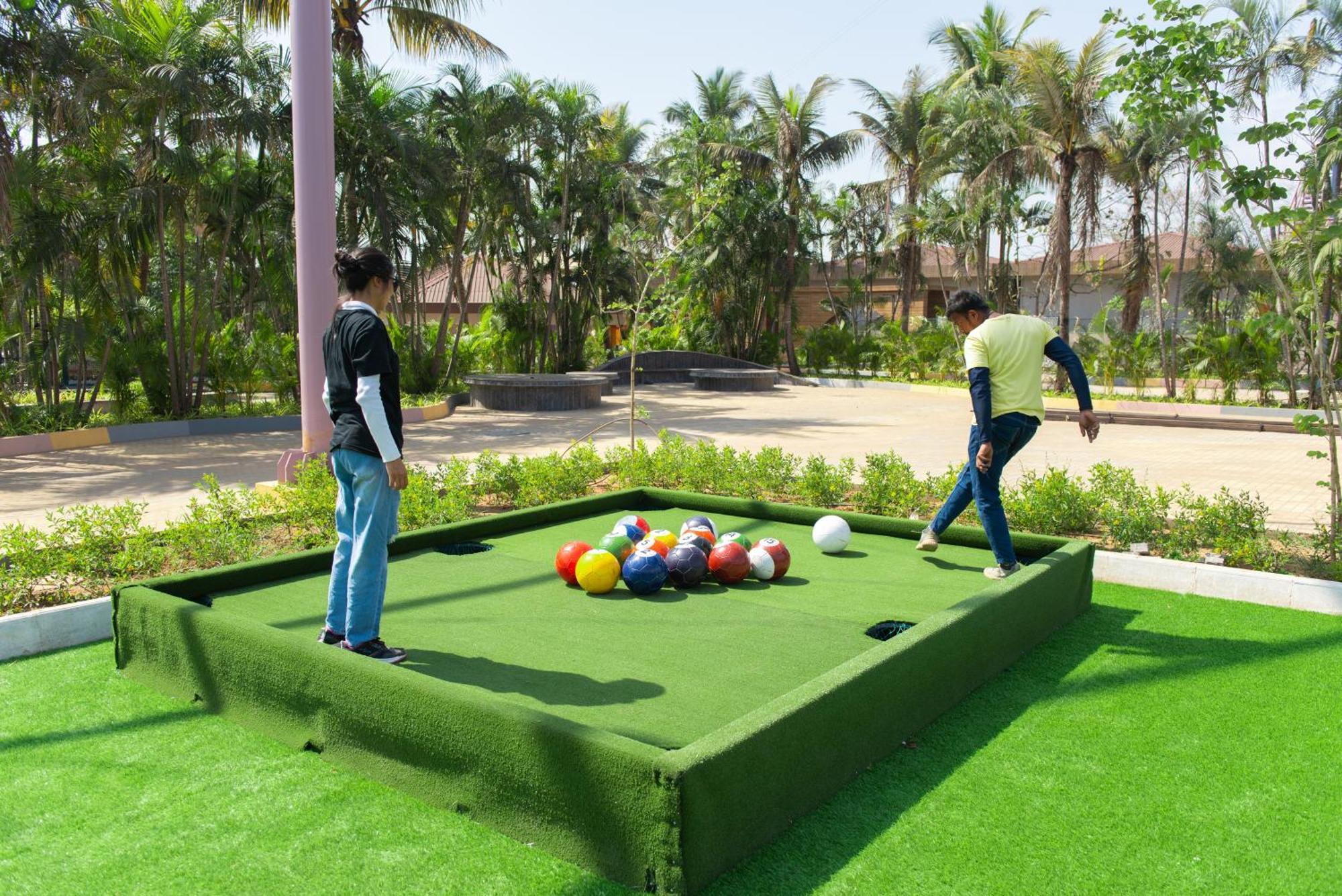 Treat Resort Silvassa Exterior photo