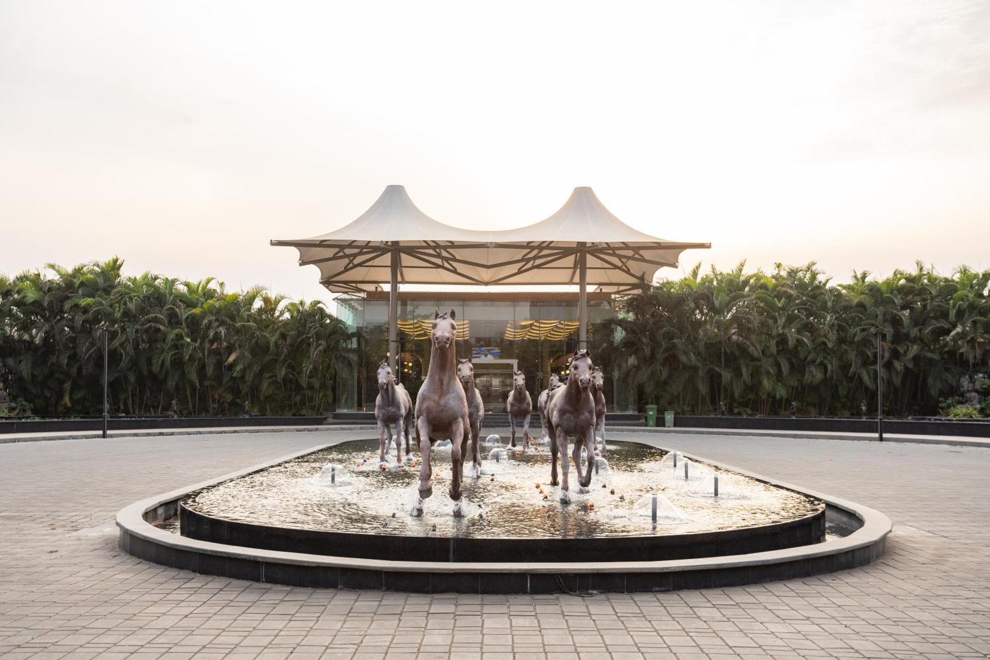 Treat Resort Silvassa Exterior photo